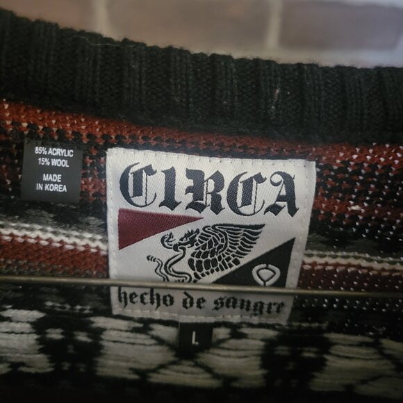 MENS LARGE CIRCA SKULL AND BONES CHRISTMAS SWEATER (UGLY) GUC - Picture 5 of 7